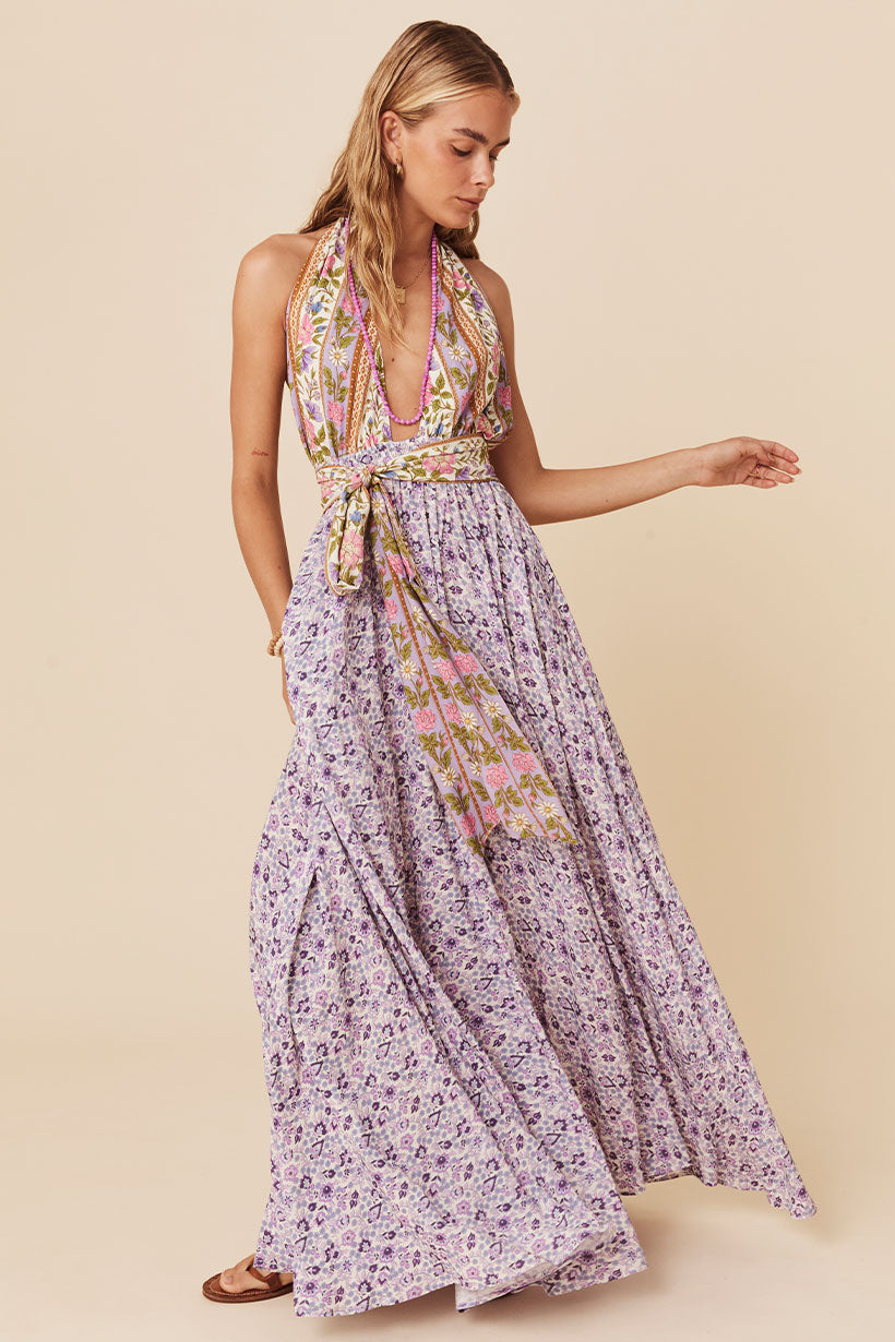 Sienna Halter Maxi Dress 🛍️