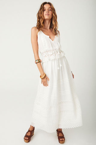 love-in-the-afternoon-lace-maxi-skirt
